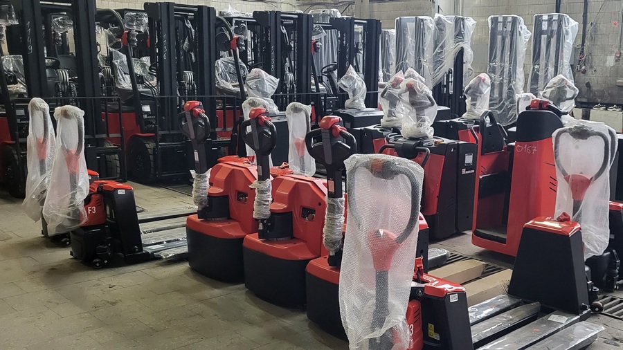 Тест-драйв складской техники на нашем складе в Камышине