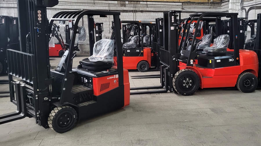 Тест-драйв складской техники на нашем складе в Камышине